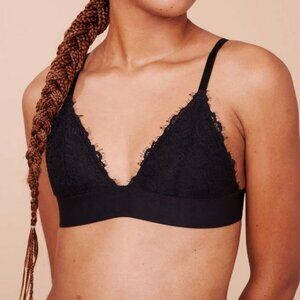 NWT Pepper Everyday Lace Triangle Bralette in Black, M